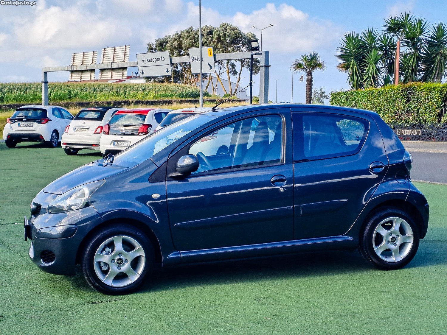 Toyota Aygo 1.0VVT-I 68CV GASOLINA 2010 — fotografia 11