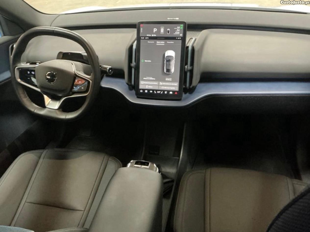 Volvo EX 30 69 kWh Single Motor Extended Range Plus — fotografia 6