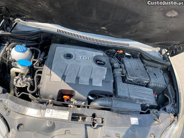 SEAT Leon 1.6TDI — fotografia 7