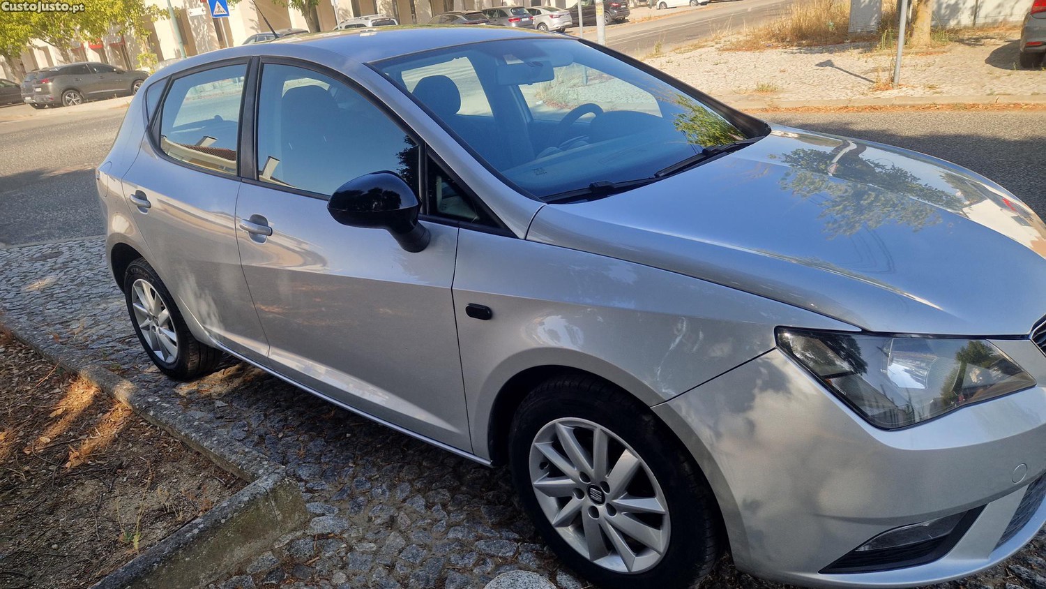 SEAT Ibiza 1.4tdi 90cvs 5 portas 5 lugares 12/2016 Nacional — fotografia 10