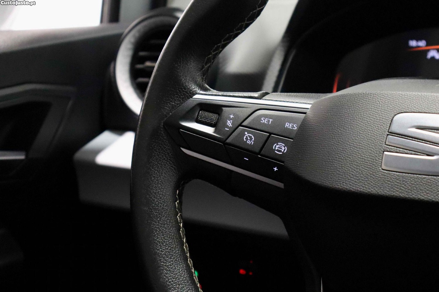 SEAT Arona 1.0 TSI Style — fotografia 27