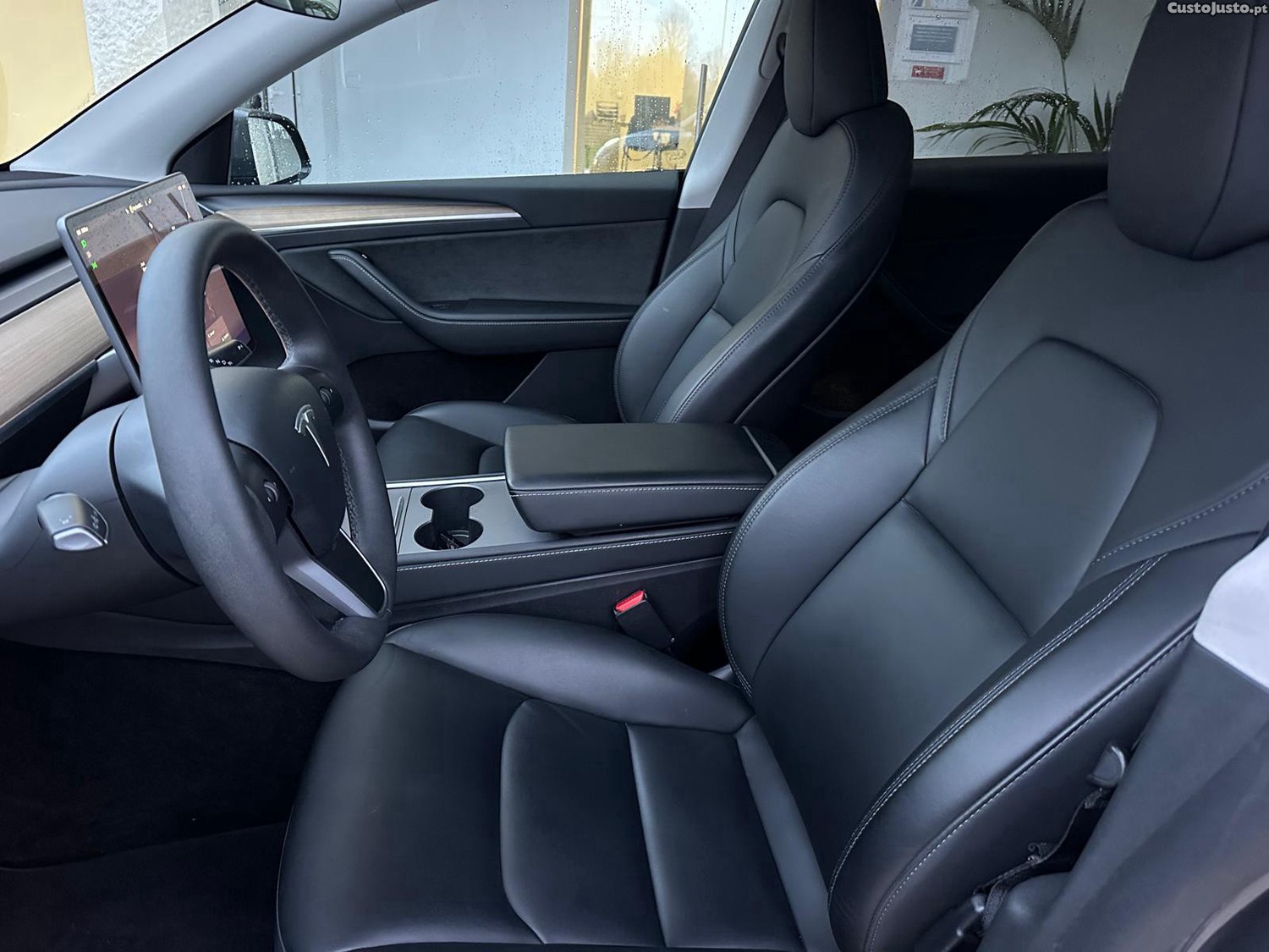 Tesla Model Y Long Range Tração Integral — fotografia 7