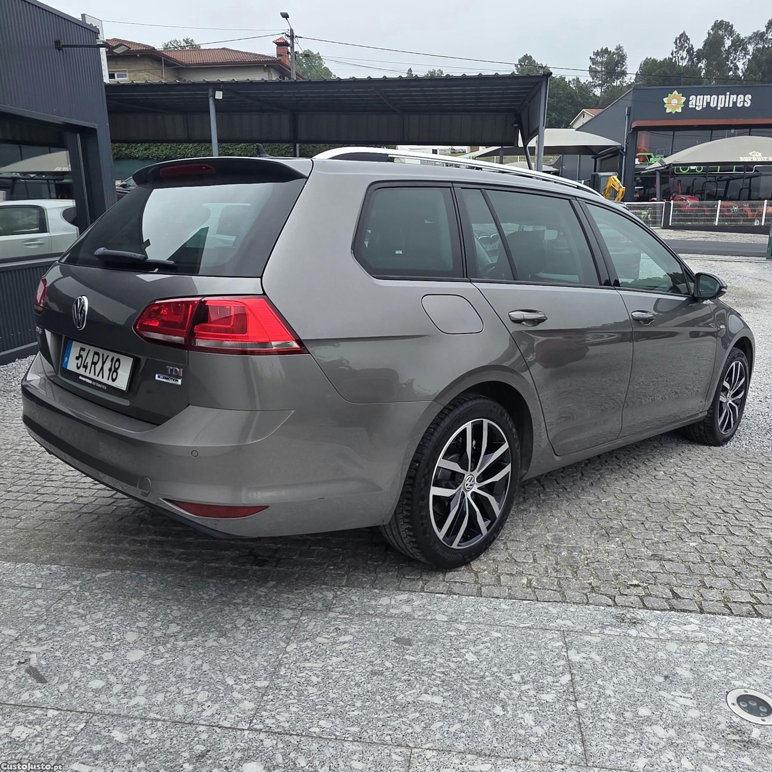 Volkswagen Golf Variant 1.6 TDi GPS Edition — fotografia 24