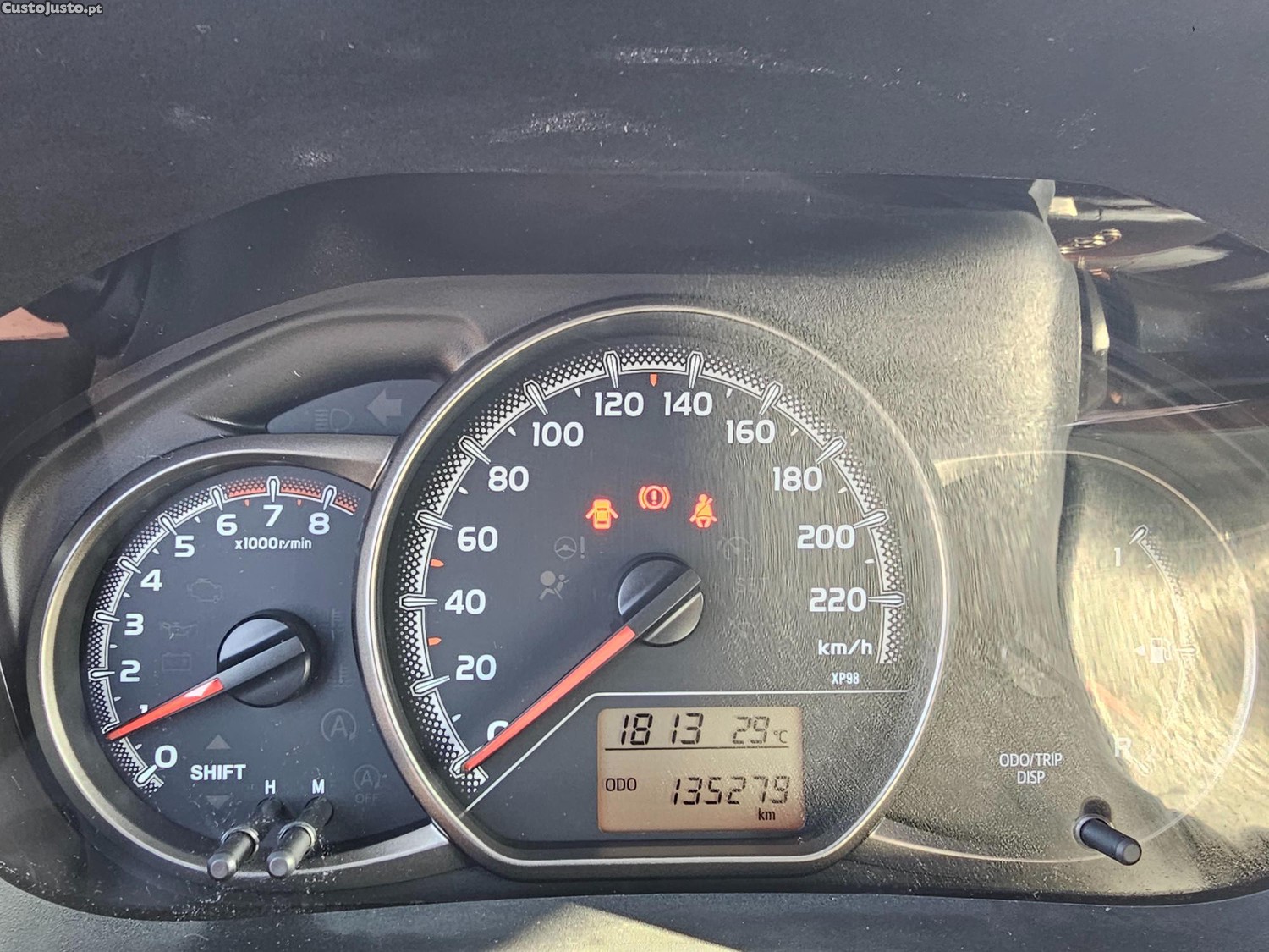 Toyota Yaris 1.0 VVT-i Confort AC + CAMERA TRASEIRA — fotografia 10