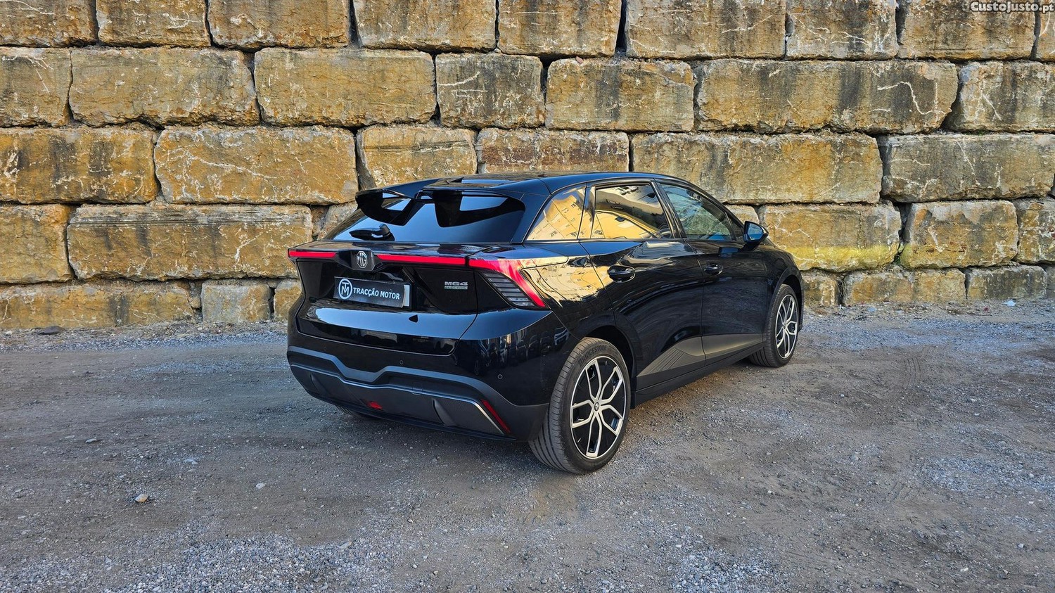 MG  64 kWh Luxury - 24 — photo 2