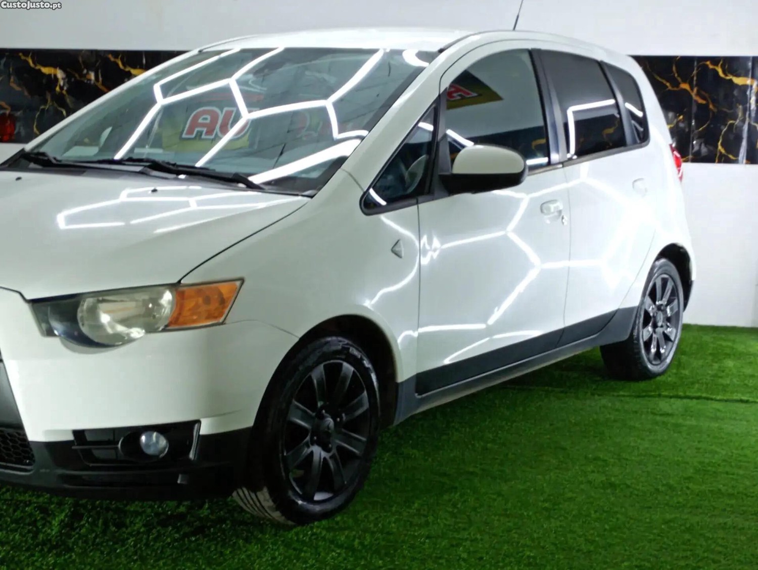 Mitsubishi Colt 1.3 Instyle — fotografia 24
