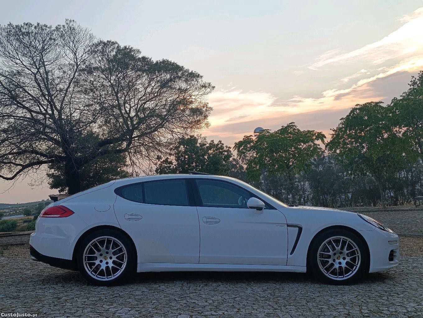 Porsche Panamera Stuttgart 3.0 V6 300 CV 88.000 — fotografia 4