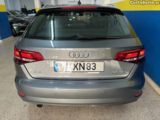 Audi A3 30 TDI Design — fotografia 12