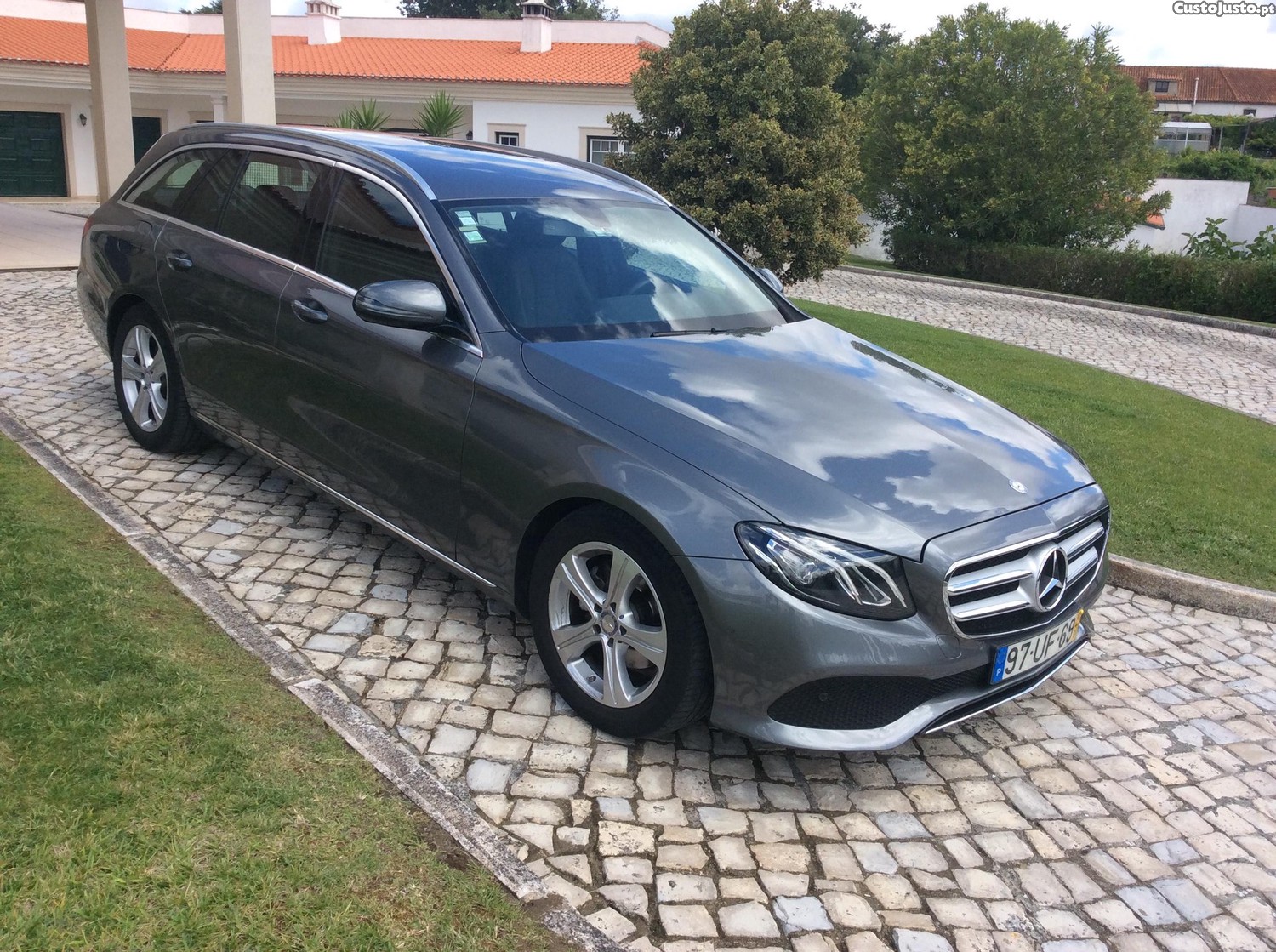 Mercedes-Benz E 220 Avantgard — fotografia 5