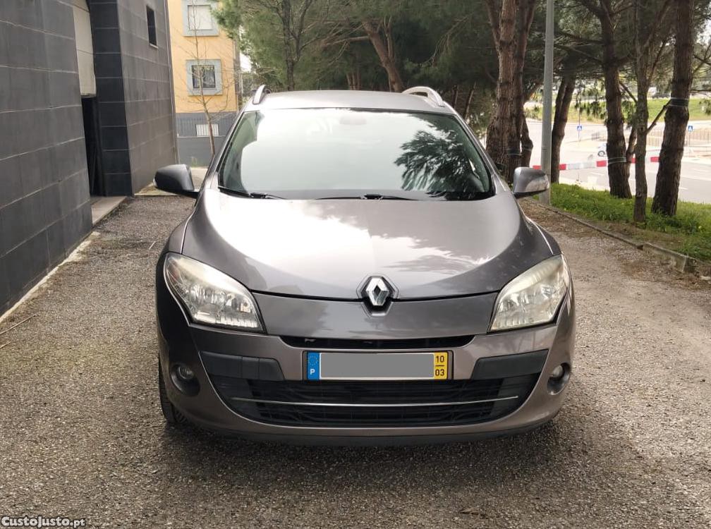 Renault Mégane Sports Tourer 1.5 DCi — fotografia 8