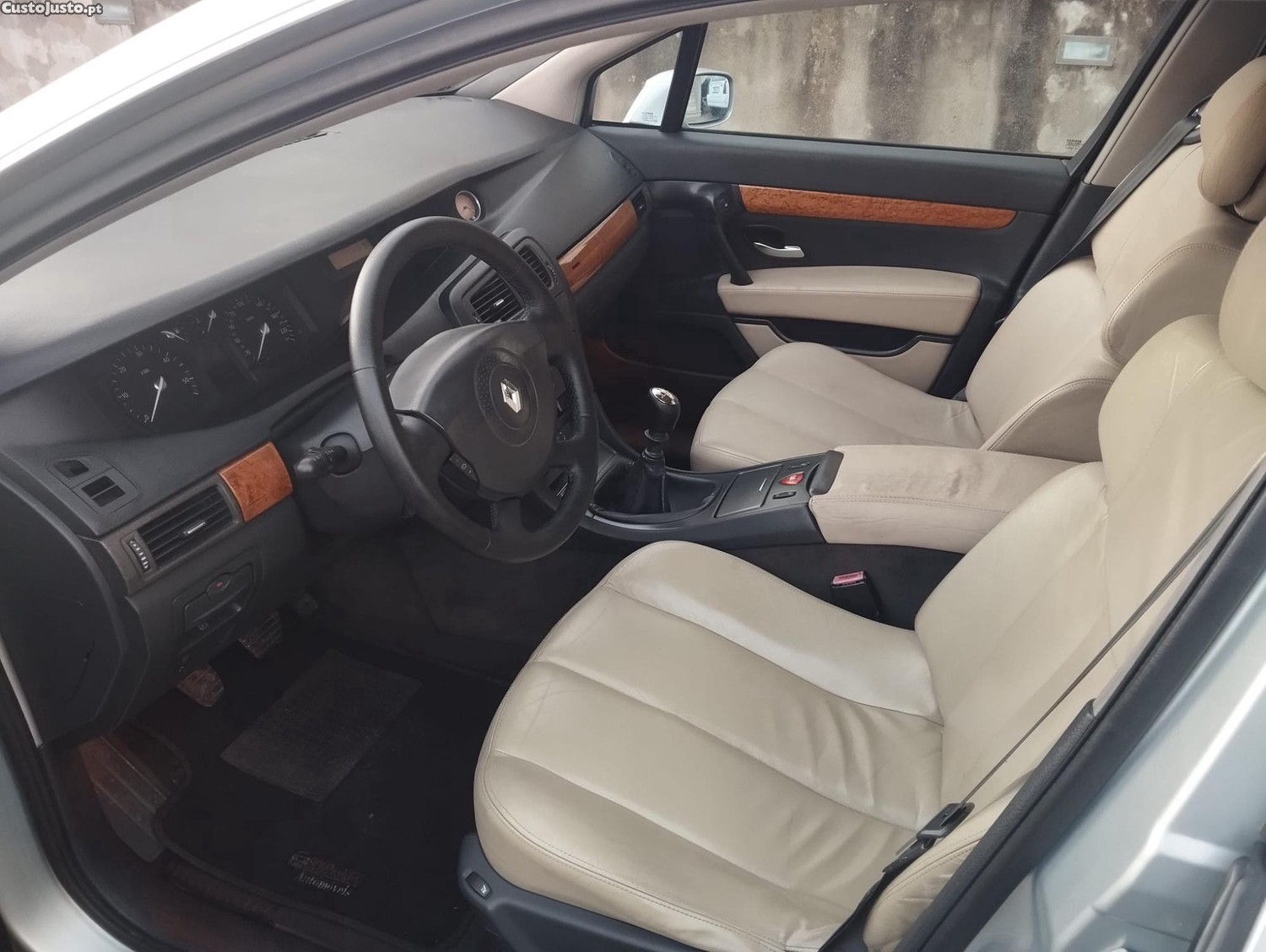 Renault Vel Satis Sedan — fotografia 3