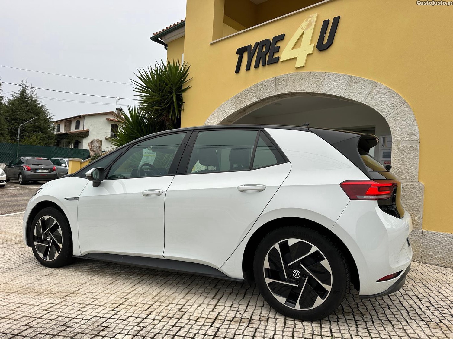 Volkswagen ID.3 Pro Performance Tech — fotografia 8