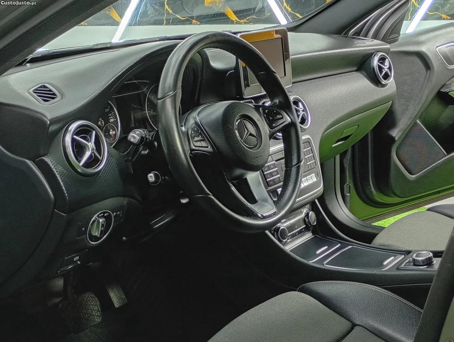 Mercedes-Benz A 180 CDI BE Style Aut. — fotografia 7