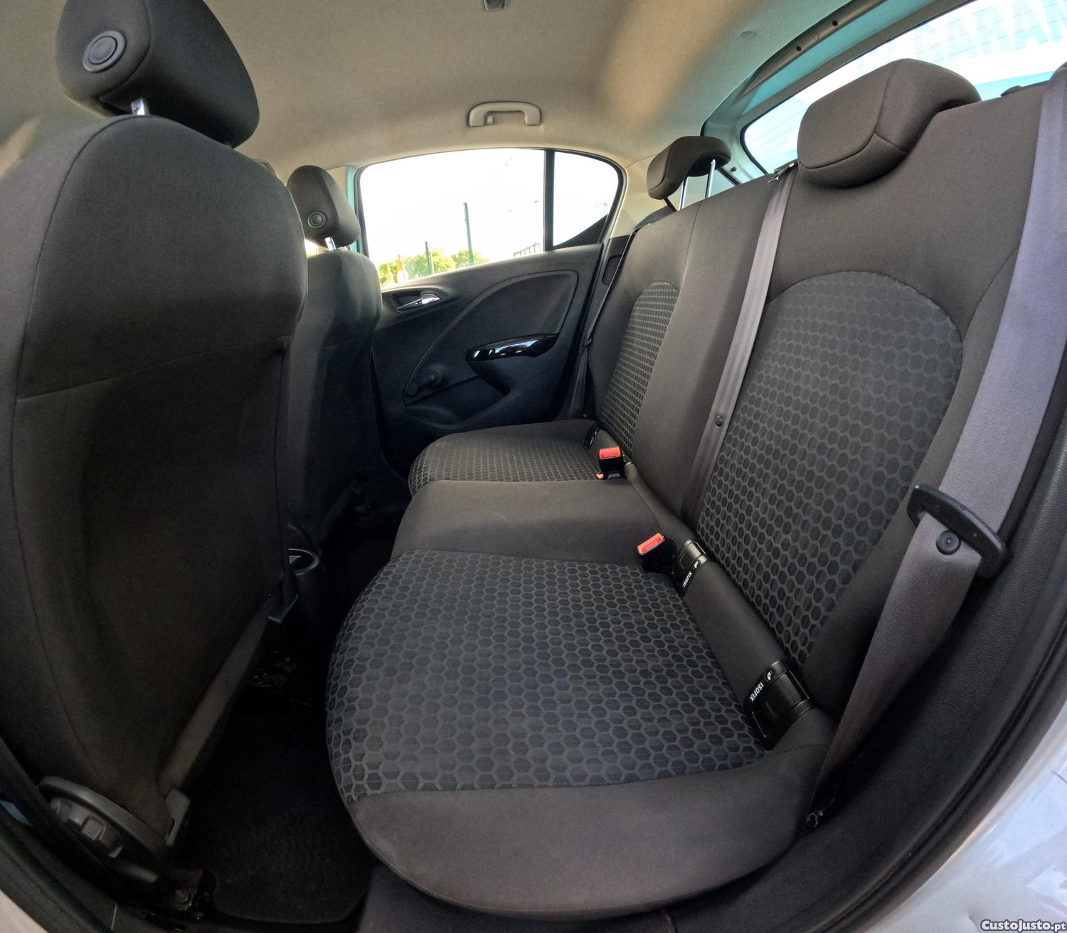 Opel Corsa Edition 1.2 — fotografia 5