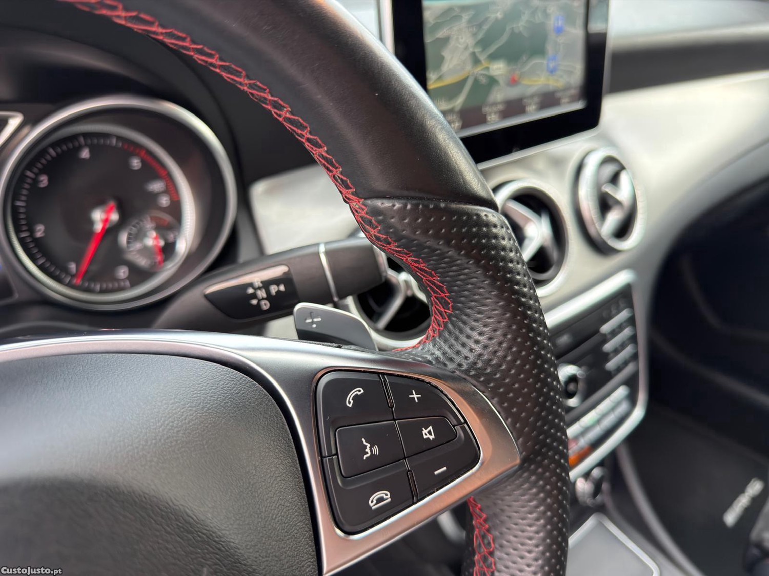 Mercedes-Benz CLA 180 d AMG Line Aut. — fotografia 4