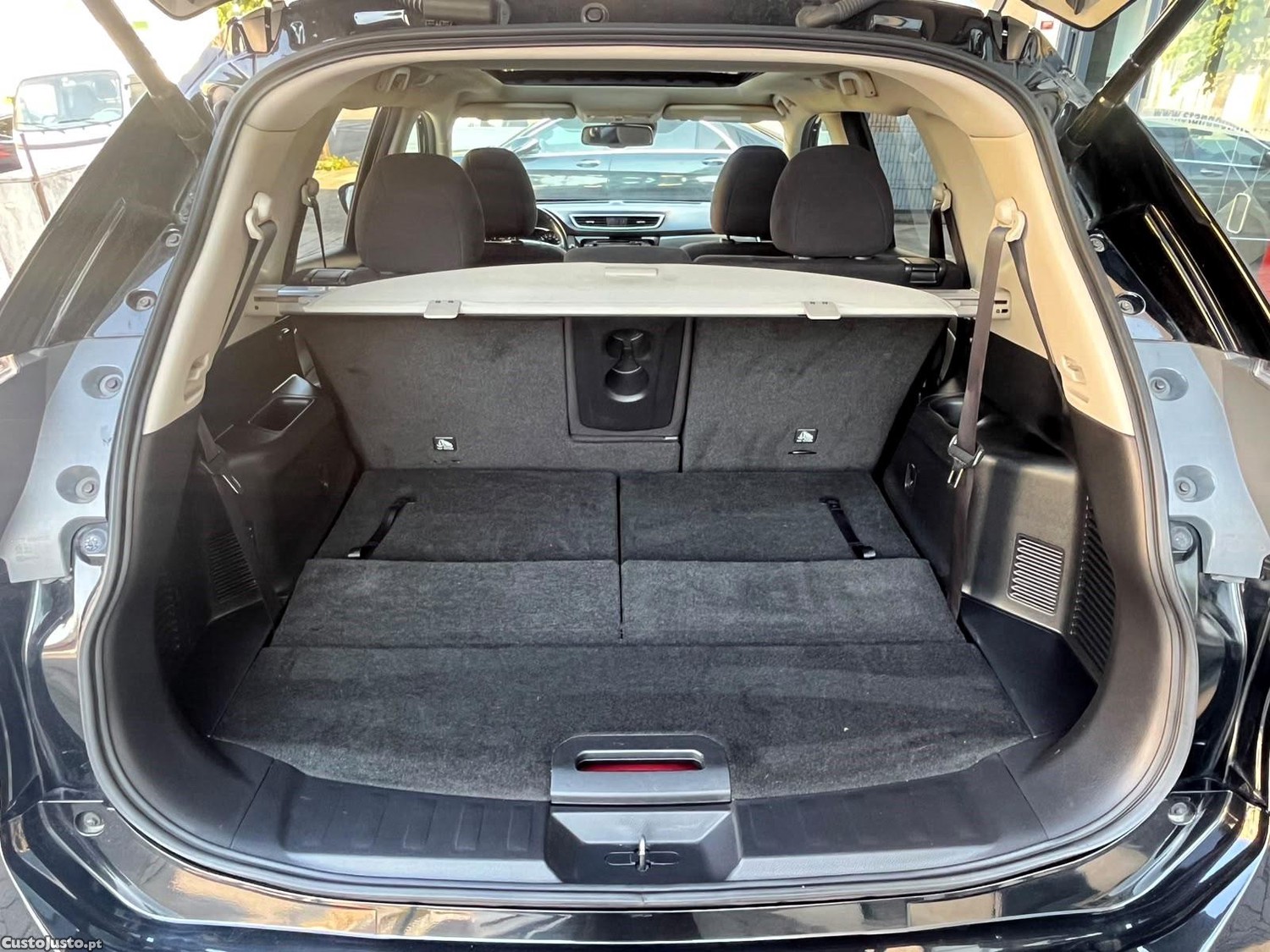 Nissan X-Trail 1.6 dCi Tekna — fotografia 3