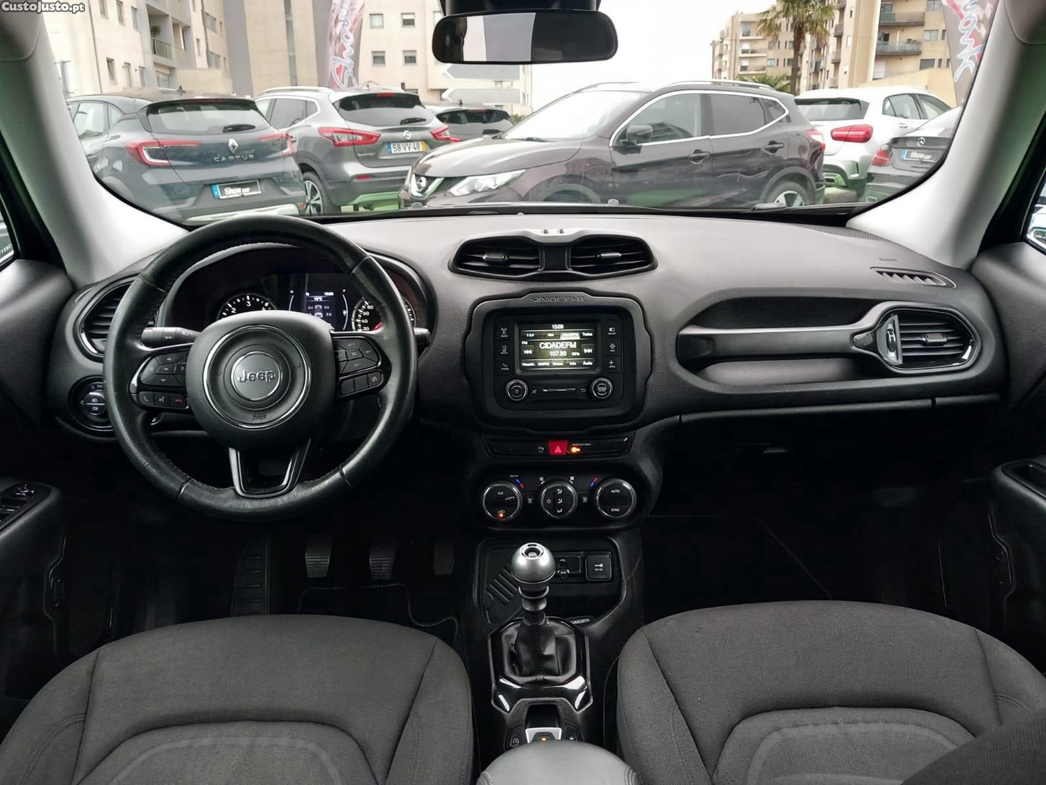 Jeep Renegade 1.6 MJD Night Eagle — fotografia 10