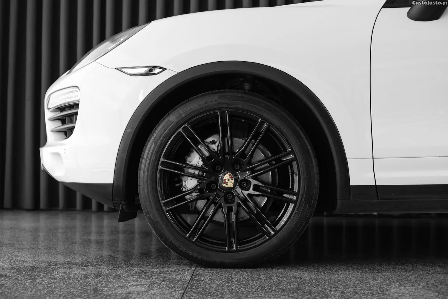 Porsche Cayenne S — fotografia 18