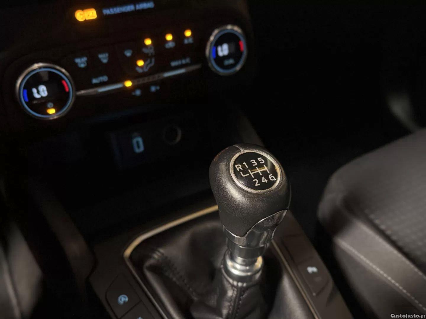 Ford Focus 1.5 tdci ecoblue active style sip — fotografia 8