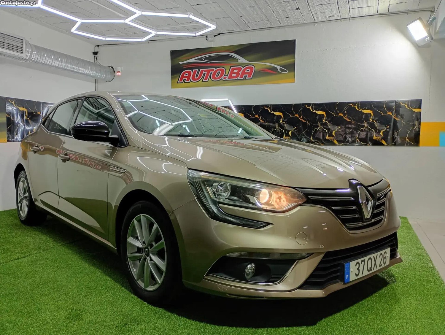 Renault Mégane 1.5 dCi Limited SS — fotografia 15