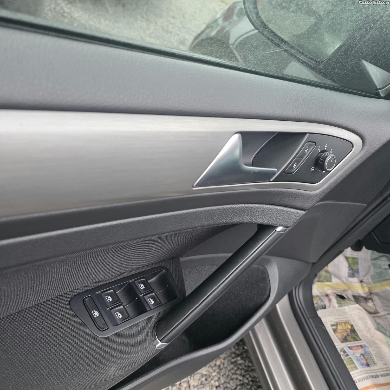 Volkswagen Golf Variant 1.6 TDi GPS Edition — fotografia 9