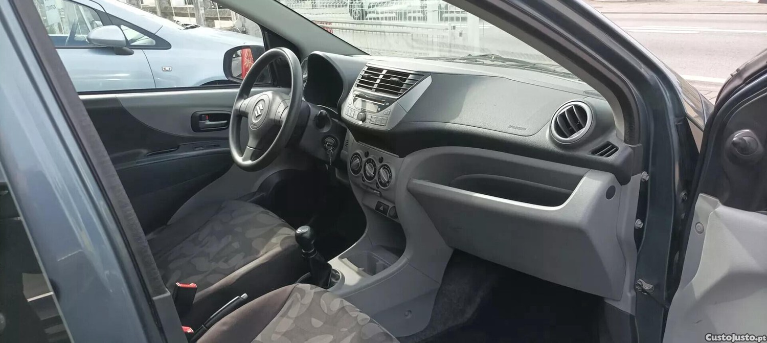 Suzuki Alto 1.0 GL Style (2011-2013) — fotografia 3