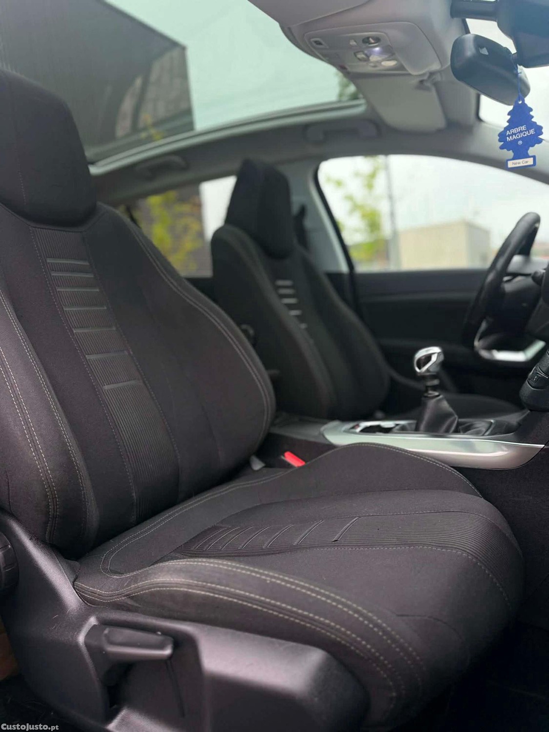Peugeot 308 Allure 1.6HDI 120cv 5Lugares 211.000km — fotografia 4