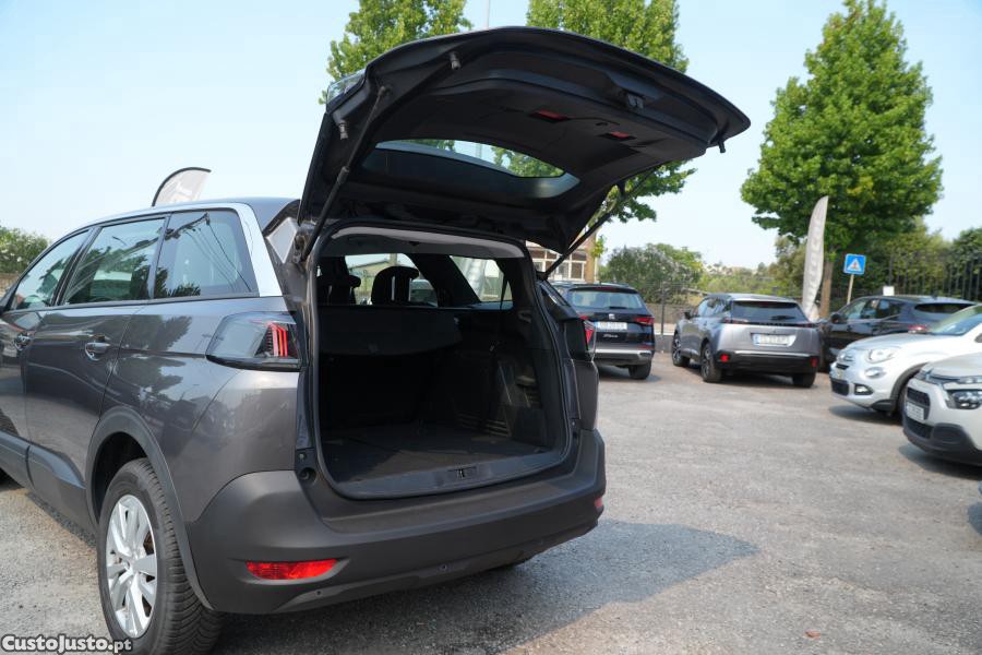 Peugeot 5008 1.2 PureTech Active — fotografia 8