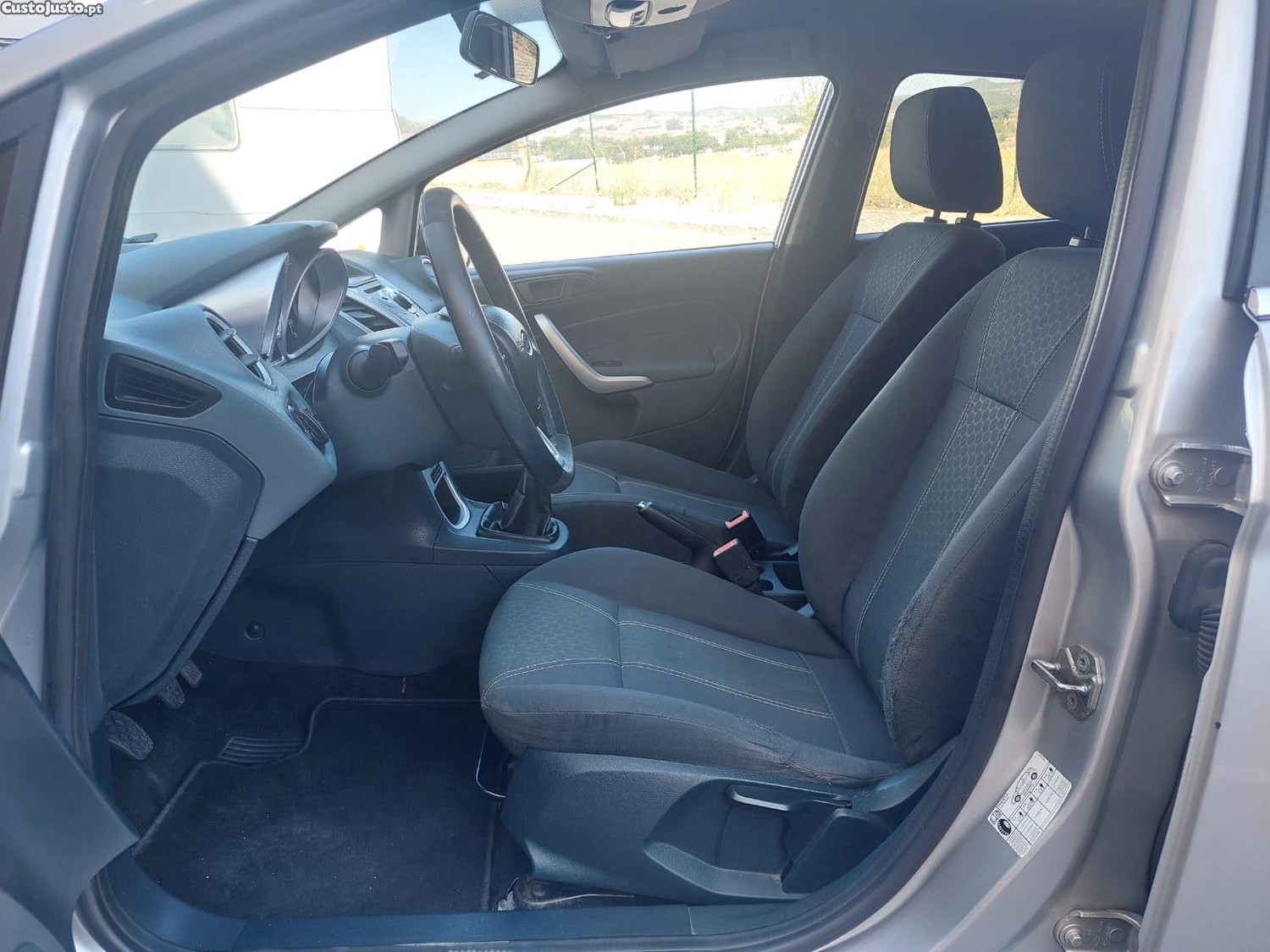 Ford Fiesta Titanium — fotografia 7