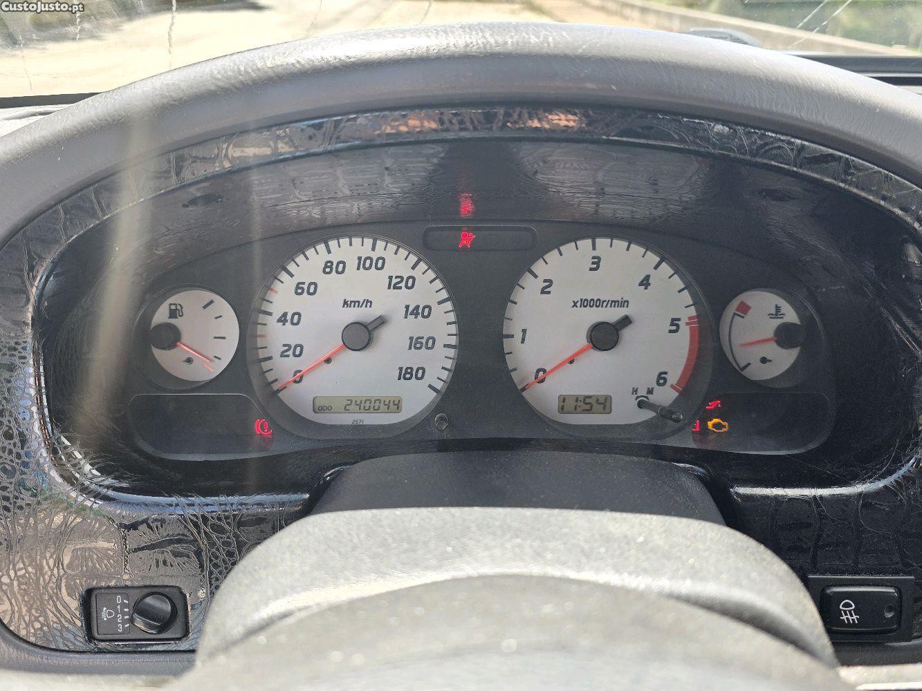 Nissan Navara 4x4 Sport — fotografia 3