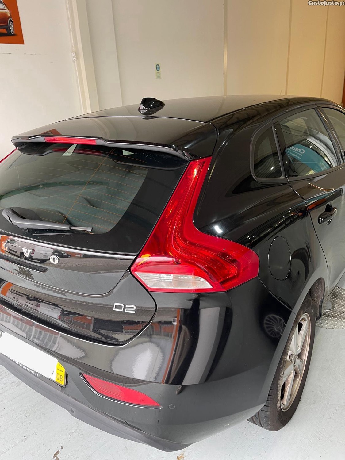 Volvo V40 D2 Kinetic — fotografia 6