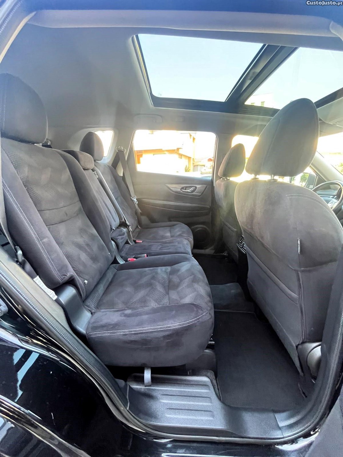 Nissan X-Trail 1.6 dCi Tekna — fotografia 16