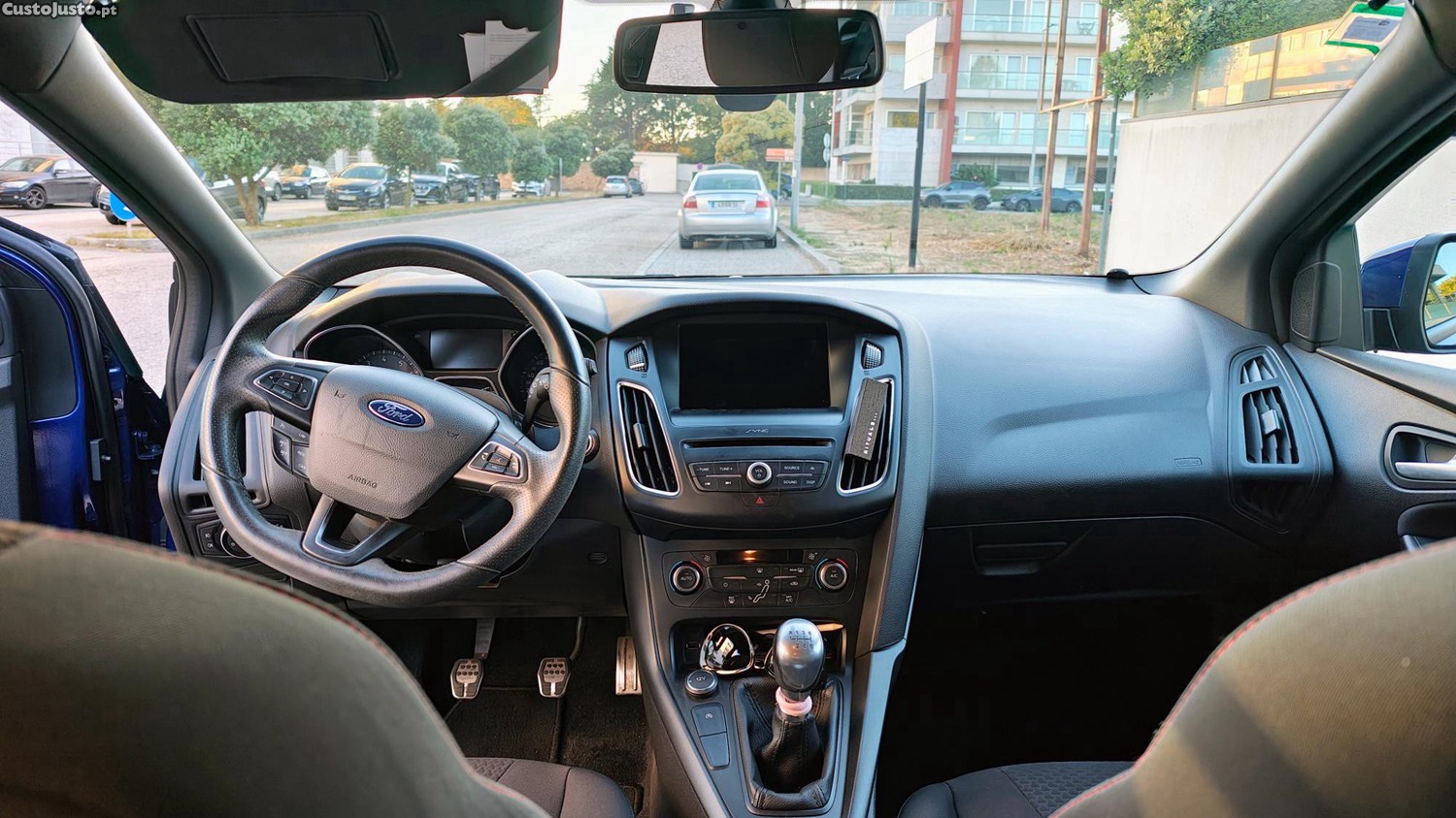Ford Focus 1.0 Ecoboost 125 ST Line — fotografia 5