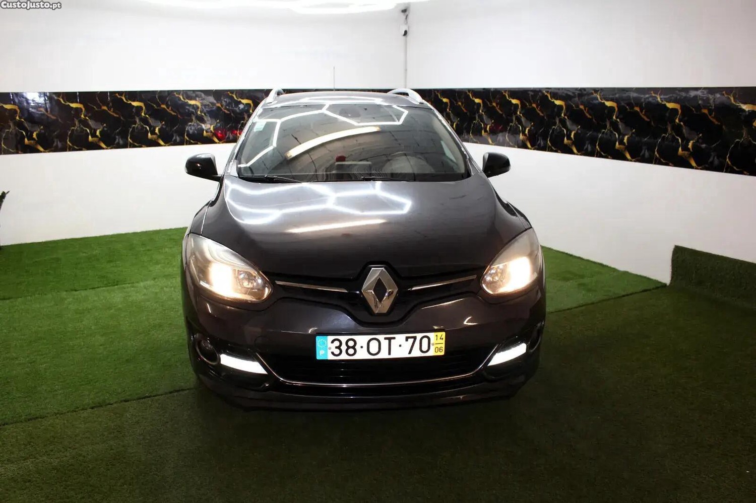 Renault Mégane 1.5 Blue dCi Bose Edition EDC — fotografia 18
