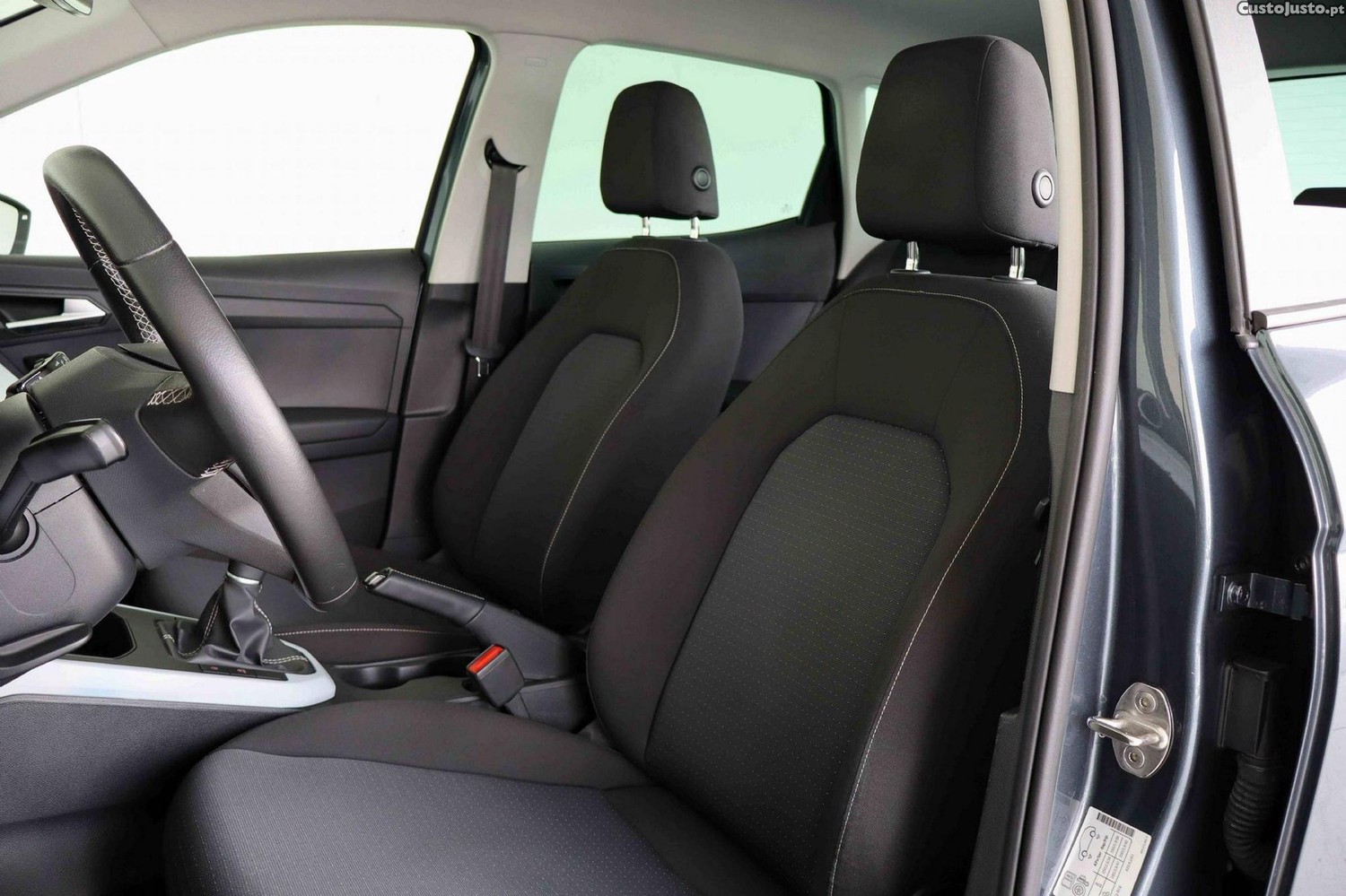 SEAT Arona 1.0 TSI Style — fotografia 23