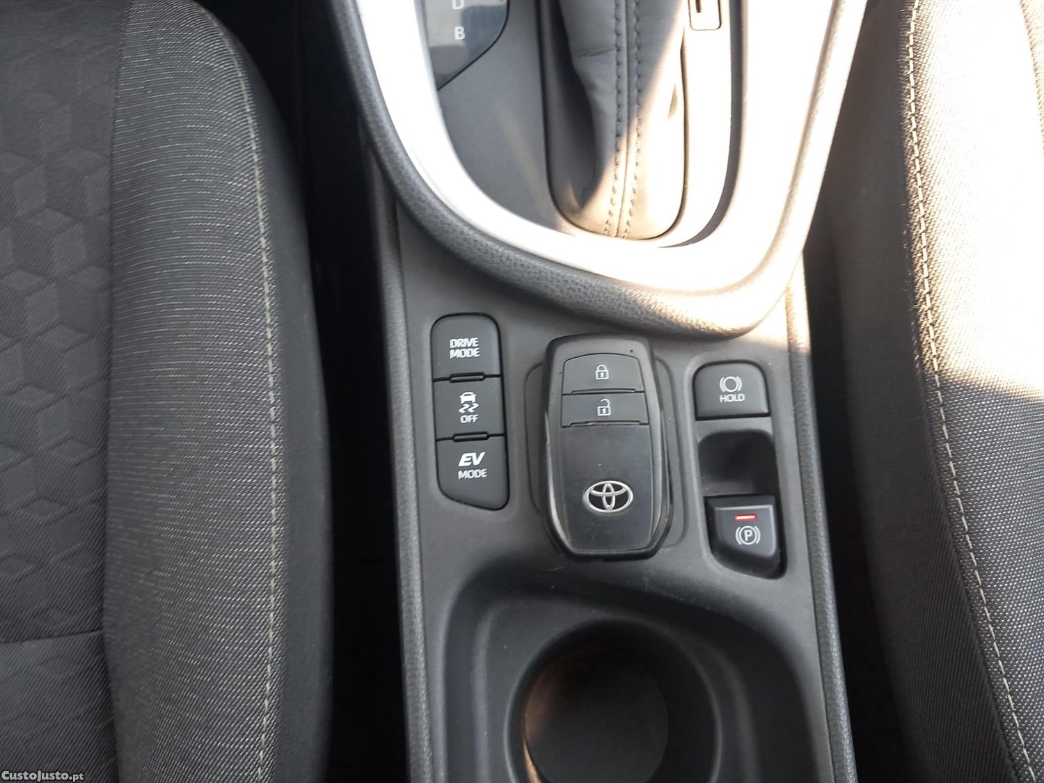 Toyota Yaris 1.5 HDF Exclusive — fotografia 5