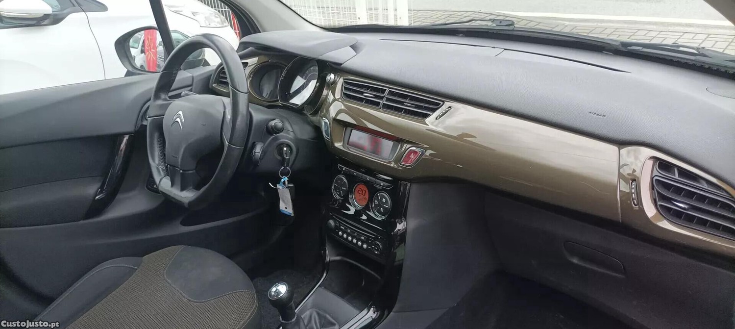 Citroën C3 1.6 HDi Airdream Exclusive — fotografia 4