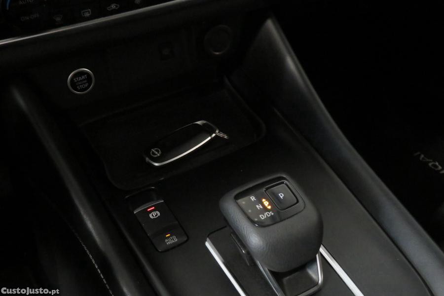 Nissan Qashqai 1.3 DIG-T N-Connecta — fotografia 8