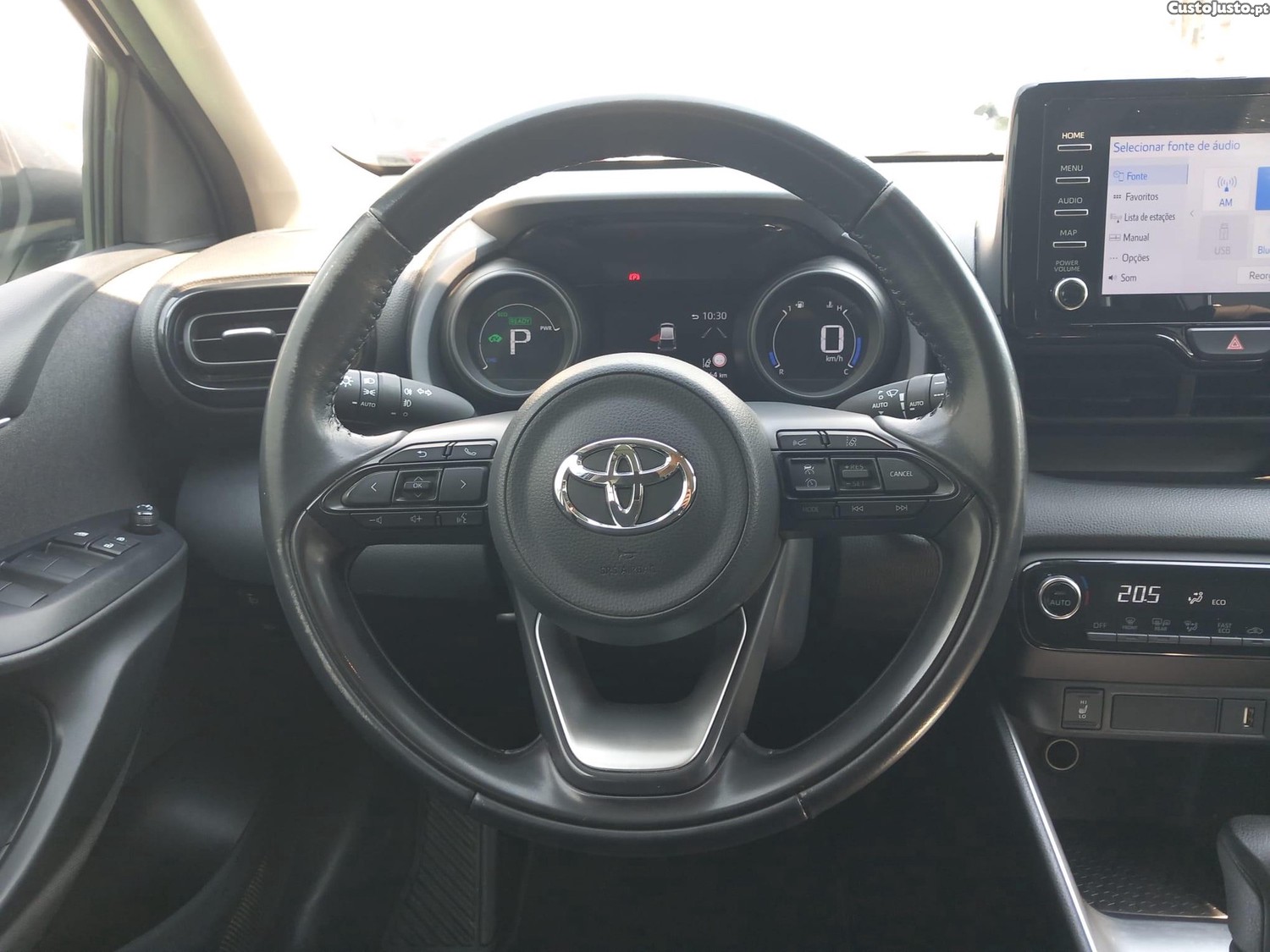 Toyota Yaris 1.5 HDF Exclusive — fotografia 10