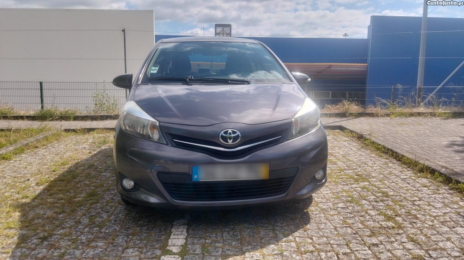Toyota Yaris 1.0 VVT-i — fotografia 4