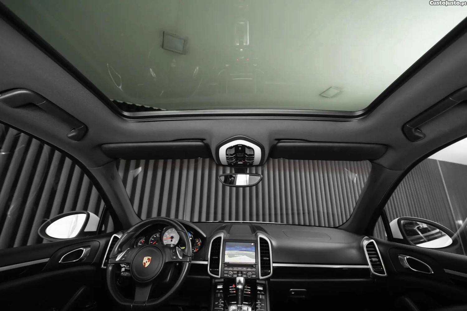 Porsche Cayenne S — fotografia 11
