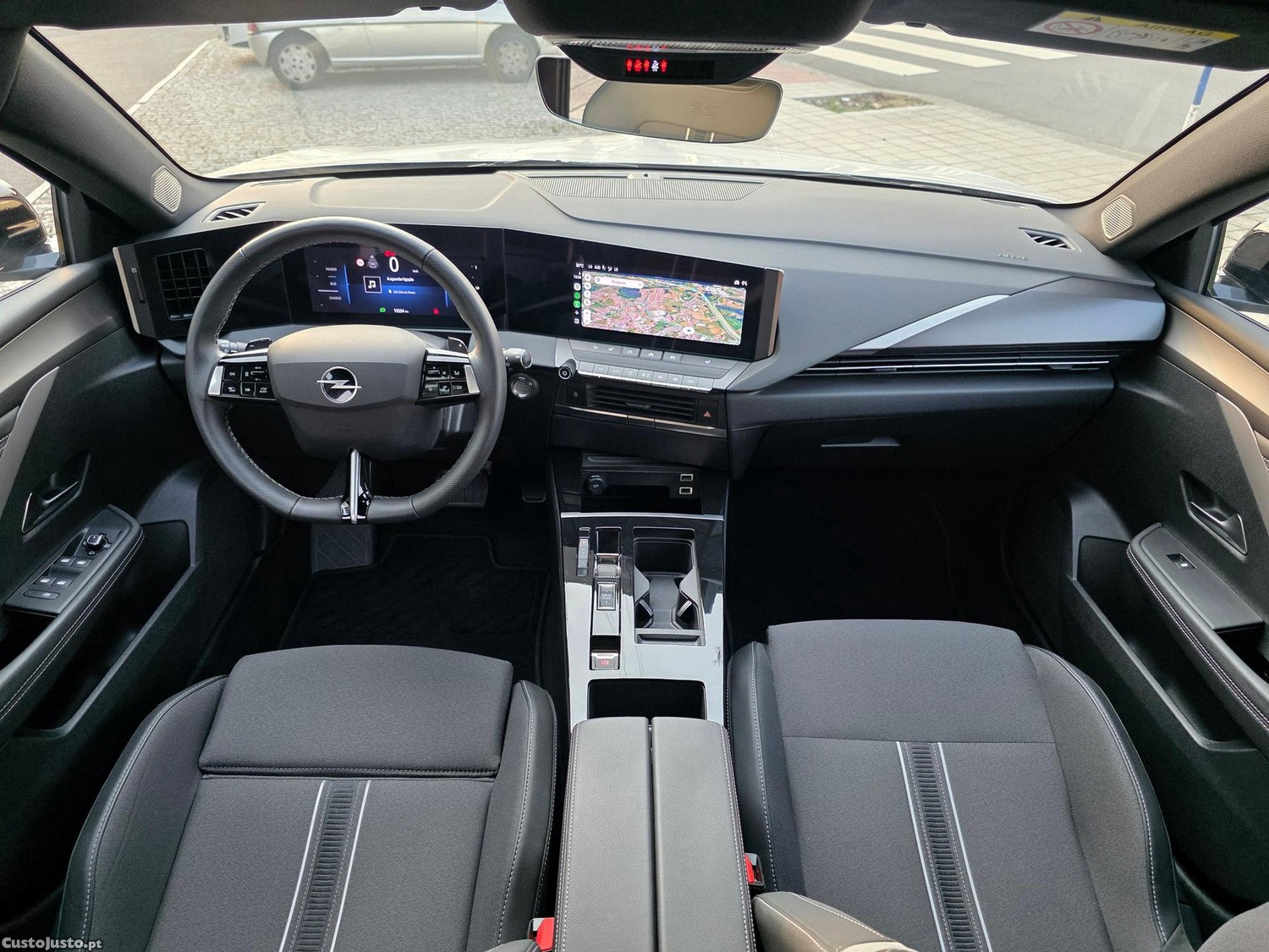Opel Astra Sports Tourer 1.2 T Hybrid GS eDCT — fotografia 5