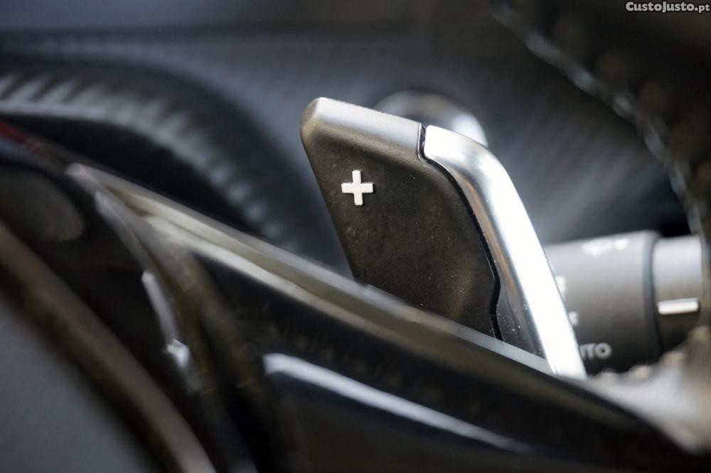 Peugeot 2008 1.2 PureTech Allure — fotografia 11