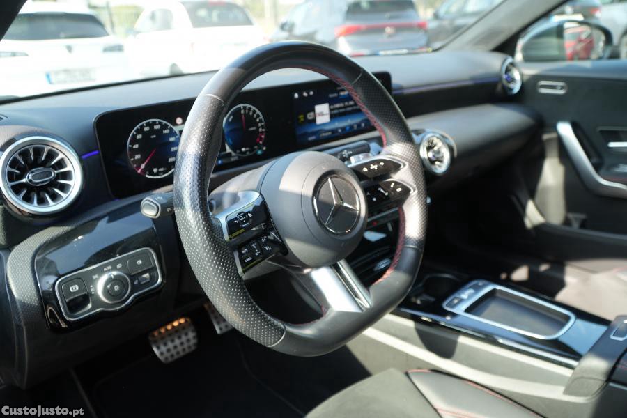 Mercedes-Benz A 250 e 8G-DCT AMG Line — fotografia 14
