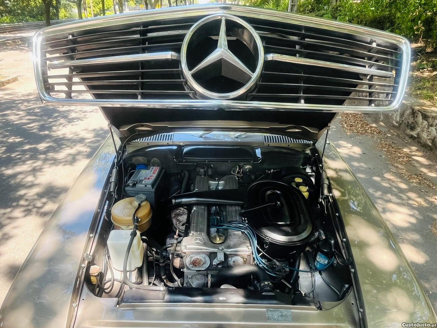 Mercedes-Benz SL 350 R107 — fotografia 4