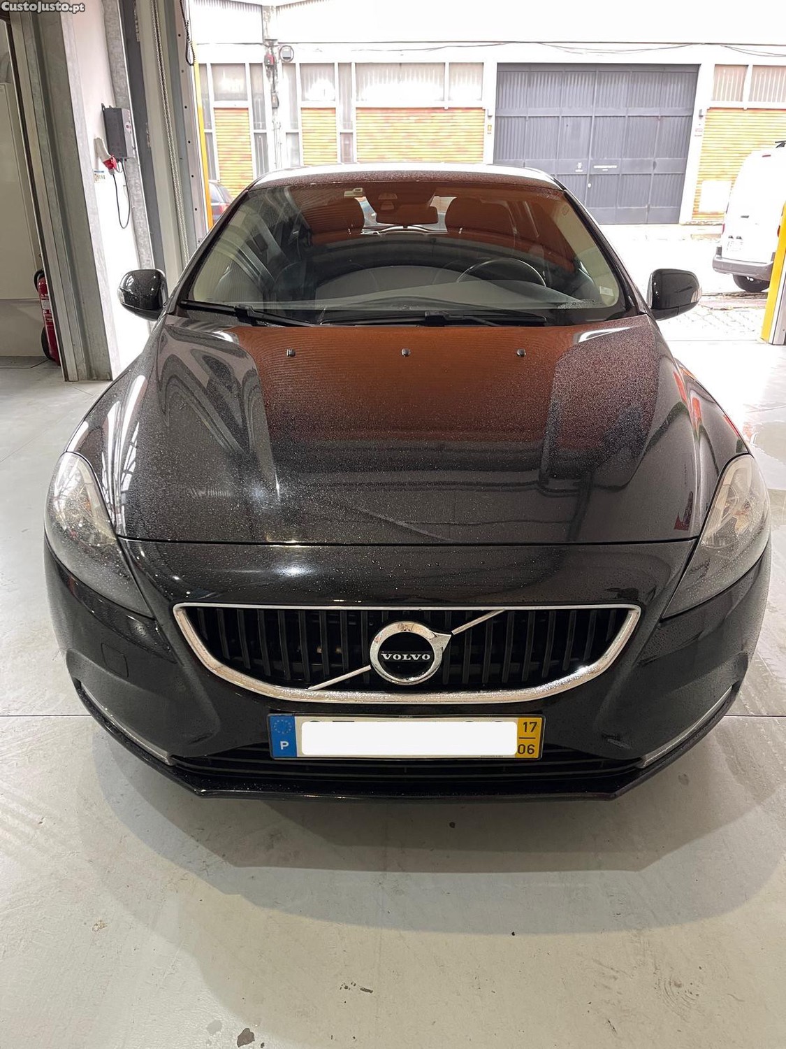 Volvo V40 D2 Kinetic — fotografia 8