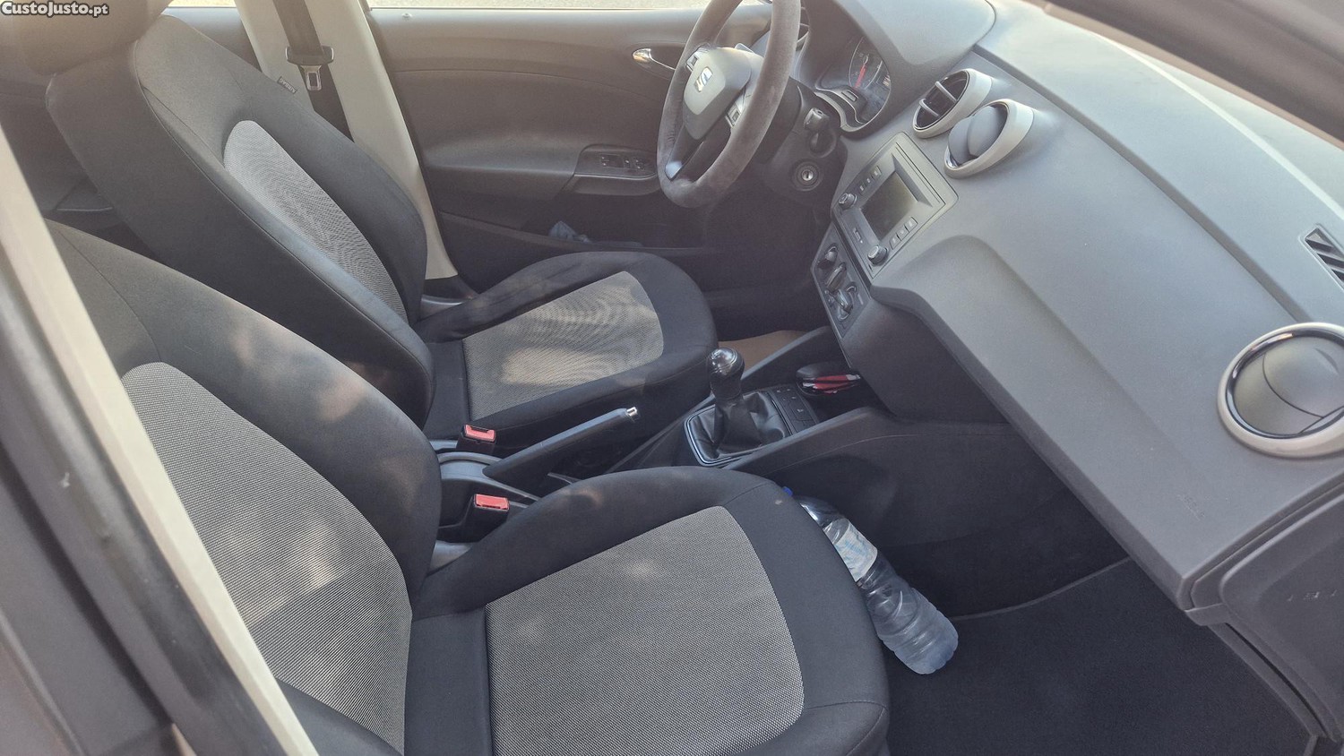 SEAT Ibiza 1.4tdi 90cvs 5 portas 5 lugares 12/2016 Nacional — fotografia 4