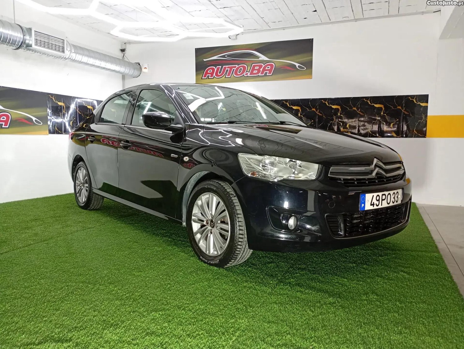 Citroën C-Elysée 1.6 BlueHDi Exclusive — fotografia 19