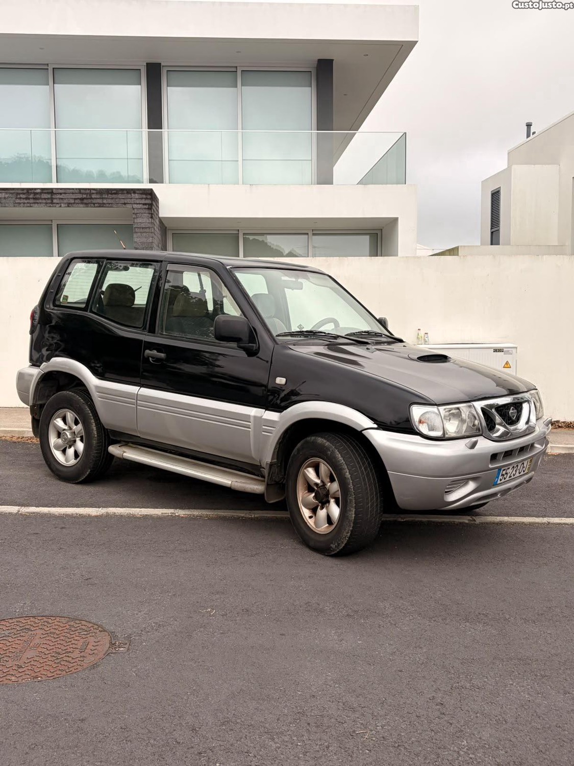 Nissan Terrano 2.7 TDI — fotografia 6