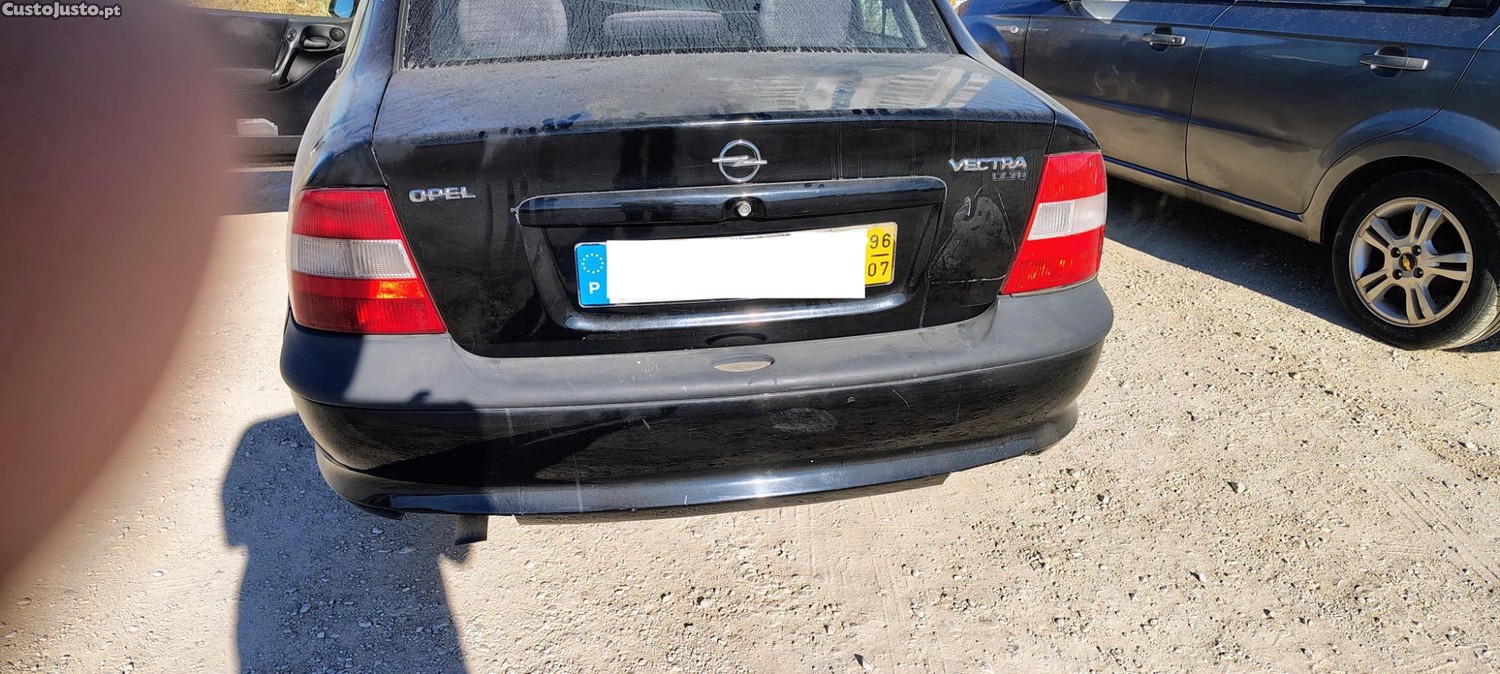 Opel Vectra 1.7TD — fotografia 2